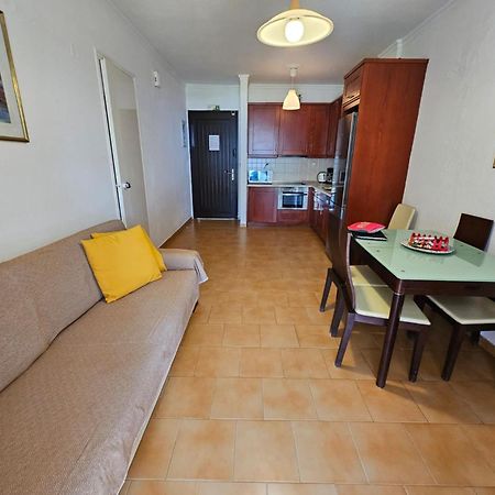 Glyfada Beachfront Apartment A3G Εξωτερικό φωτογραφία