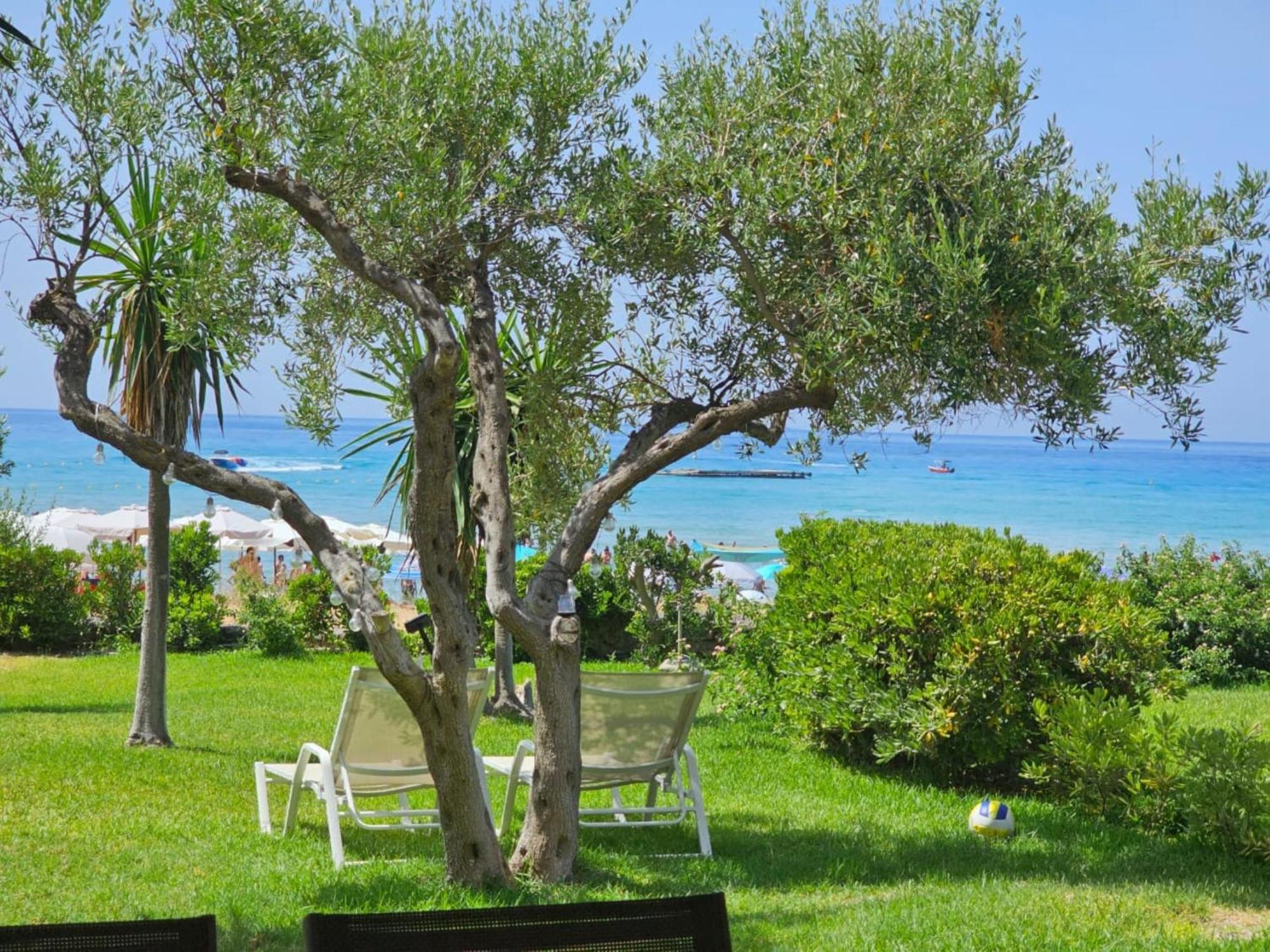Glyfada Beachfront Apartment A3G Εξωτερικό φωτογραφία